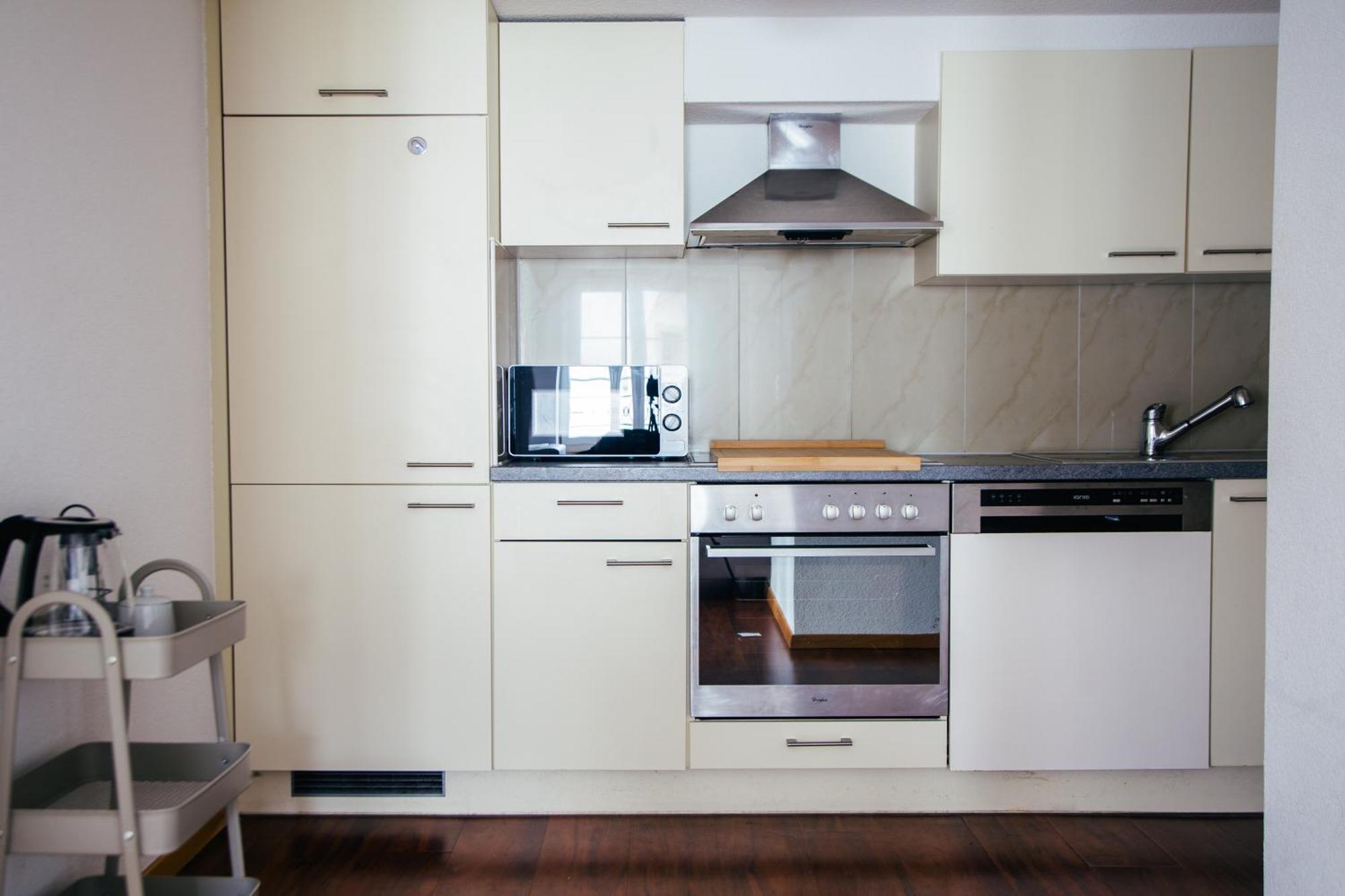 Nimbuzzz Apartments Unterseen Ngoại thất bức ảnh