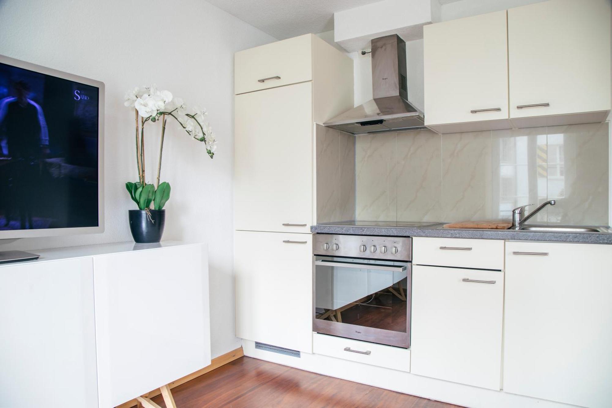 Nimbuzzz Apartments Unterseen Ngoại thất bức ảnh