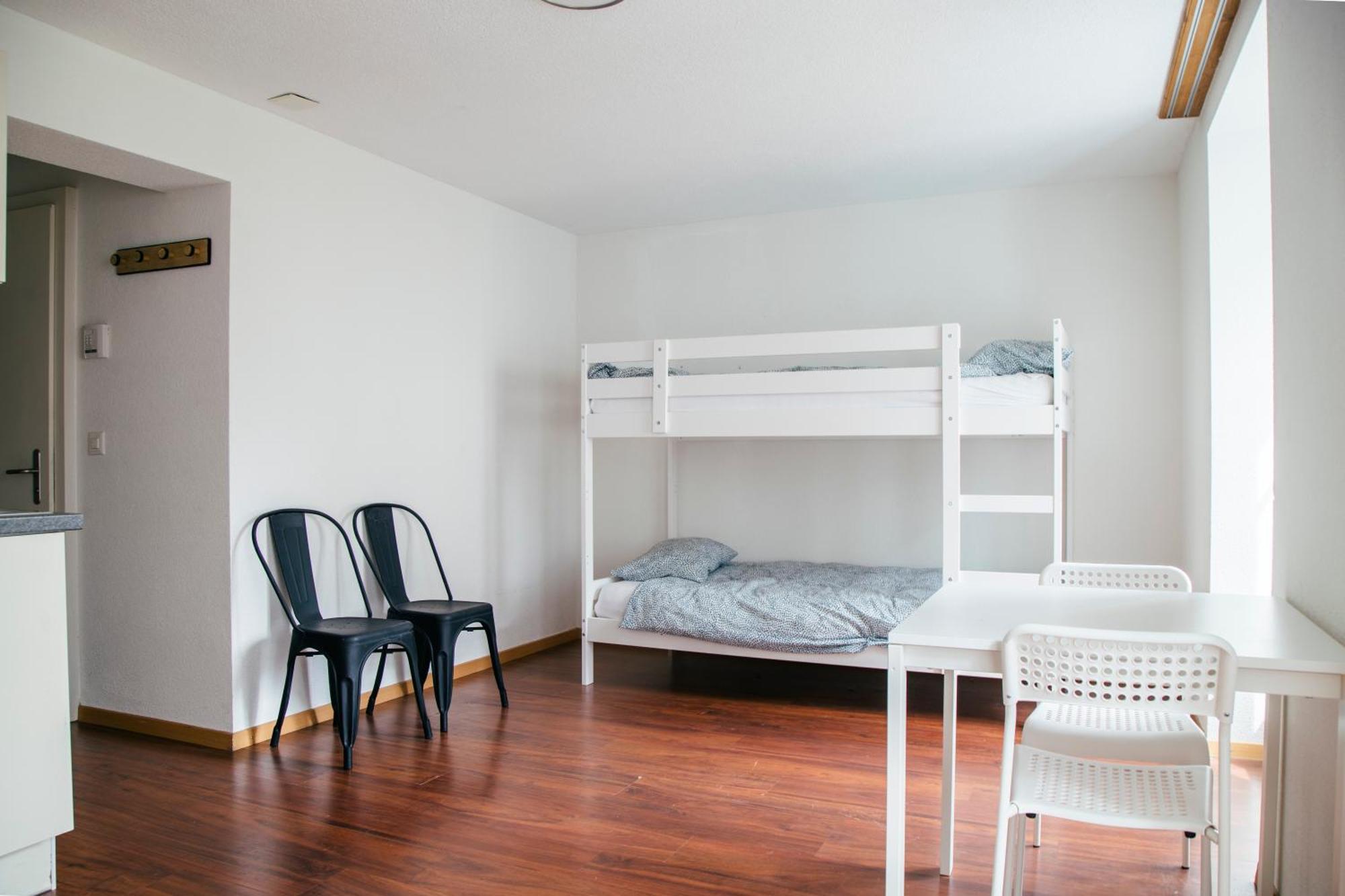 Nimbuzzz Apartments Unterseen Ngoại thất bức ảnh