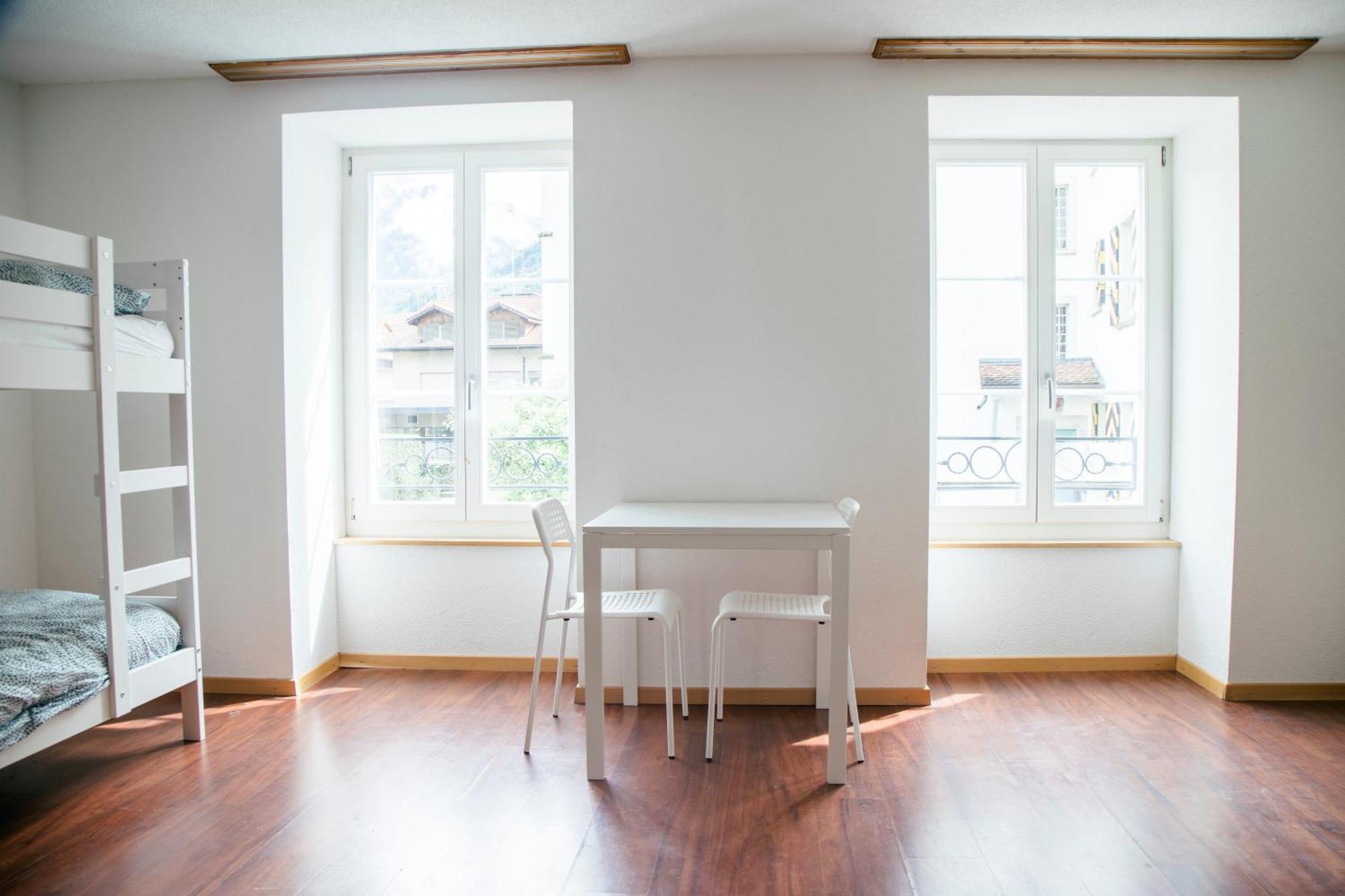 Nimbuzzz Apartments Unterseen Ngoại thất bức ảnh