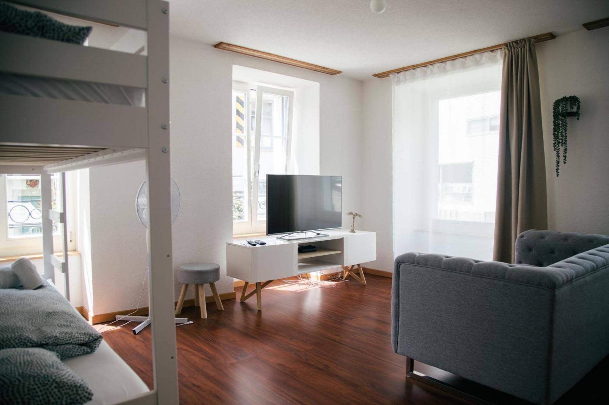 Nimbuzzz Apartments Unterseen Ngoại thất bức ảnh