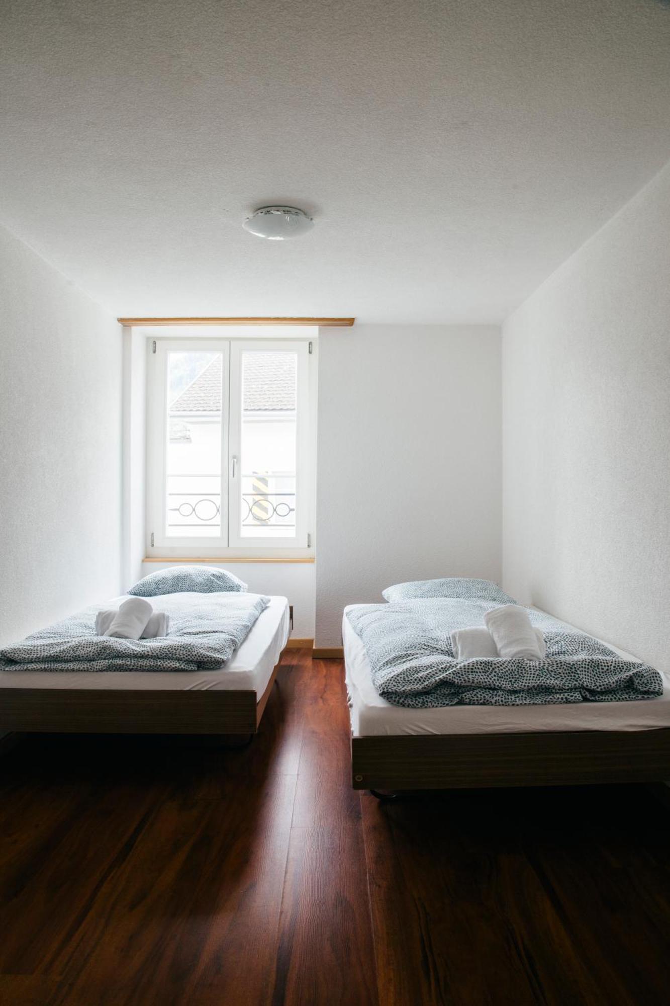 Nimbuzzz Apartments Unterseen Ngoại thất bức ảnh