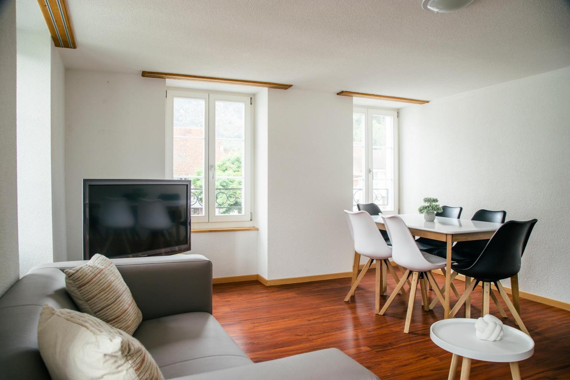 Nimbuzzz Apartments Unterseen Ngoại thất bức ảnh