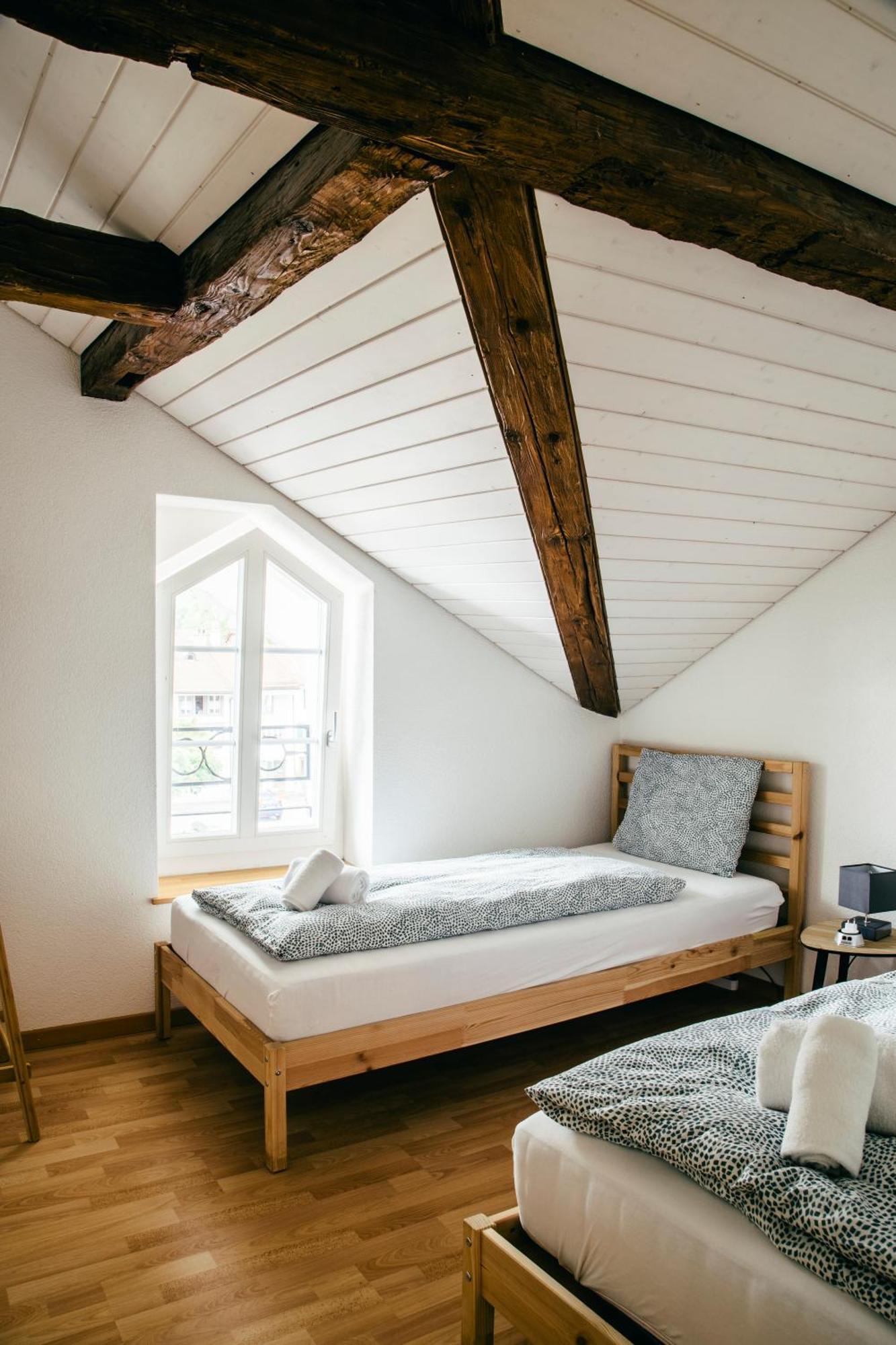 Nimbuzzz Apartments Unterseen Ngoại thất bức ảnh