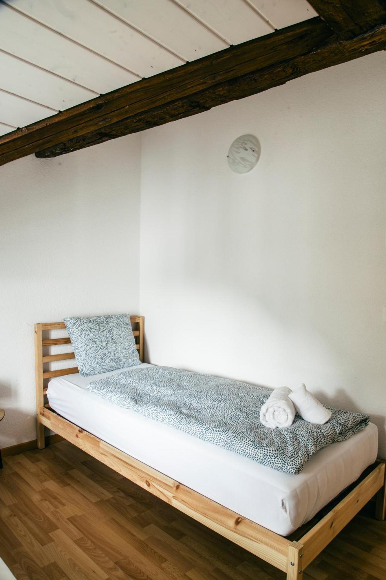 Nimbuzzz Apartments Unterseen Ngoại thất bức ảnh
